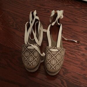 Tory Burch Brown Espadrilles Comfortable Casual Footwear